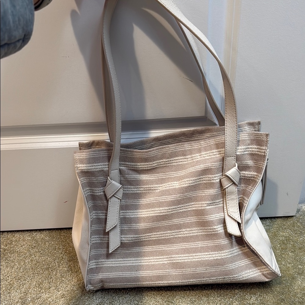 Market & Spruce Cream and White Tote